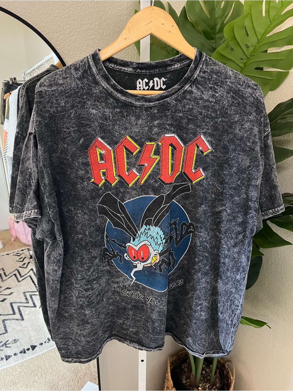 ⚡️🖤 AC/DC Fly on the Wall Tour 1985 Acid Wash Band Tee XL | Vintage Rock Tee